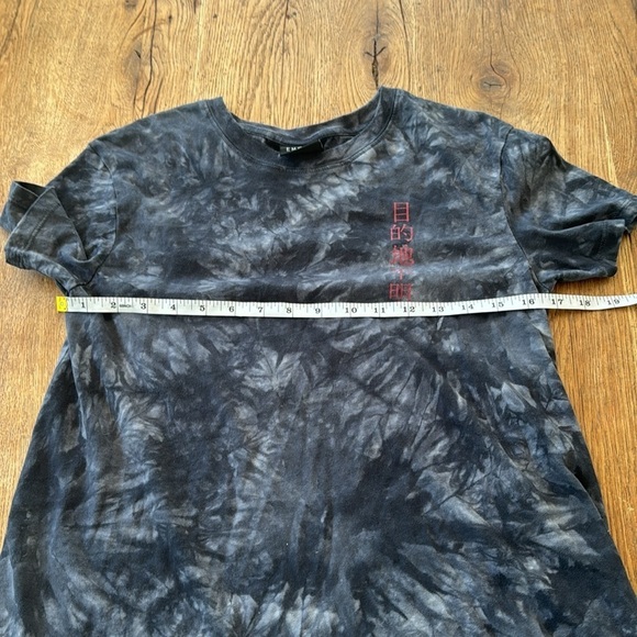 Empyre from Zumies Women's Sloane Dragon Black Tie Dye T-shirt Size Small - Picture 6 of 6